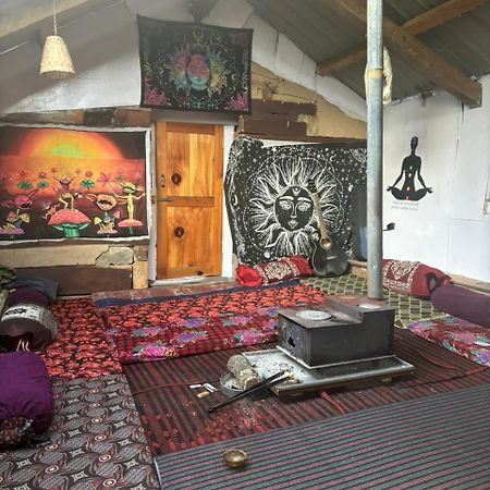 Dev Ropa Hights Malana Hotel Jari Ngoại thất bức ảnh