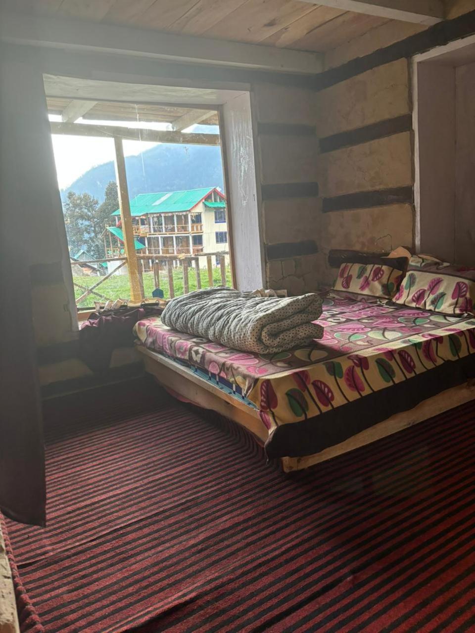 Dev Ropa Hights Malana Hotel Jari Ngoại thất bức ảnh